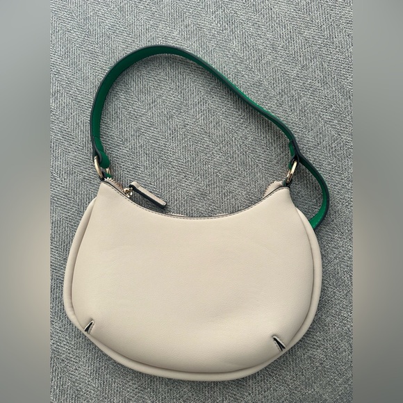 Mango Cream Shoulder Bag with Green Strap - Picture 2 of 3